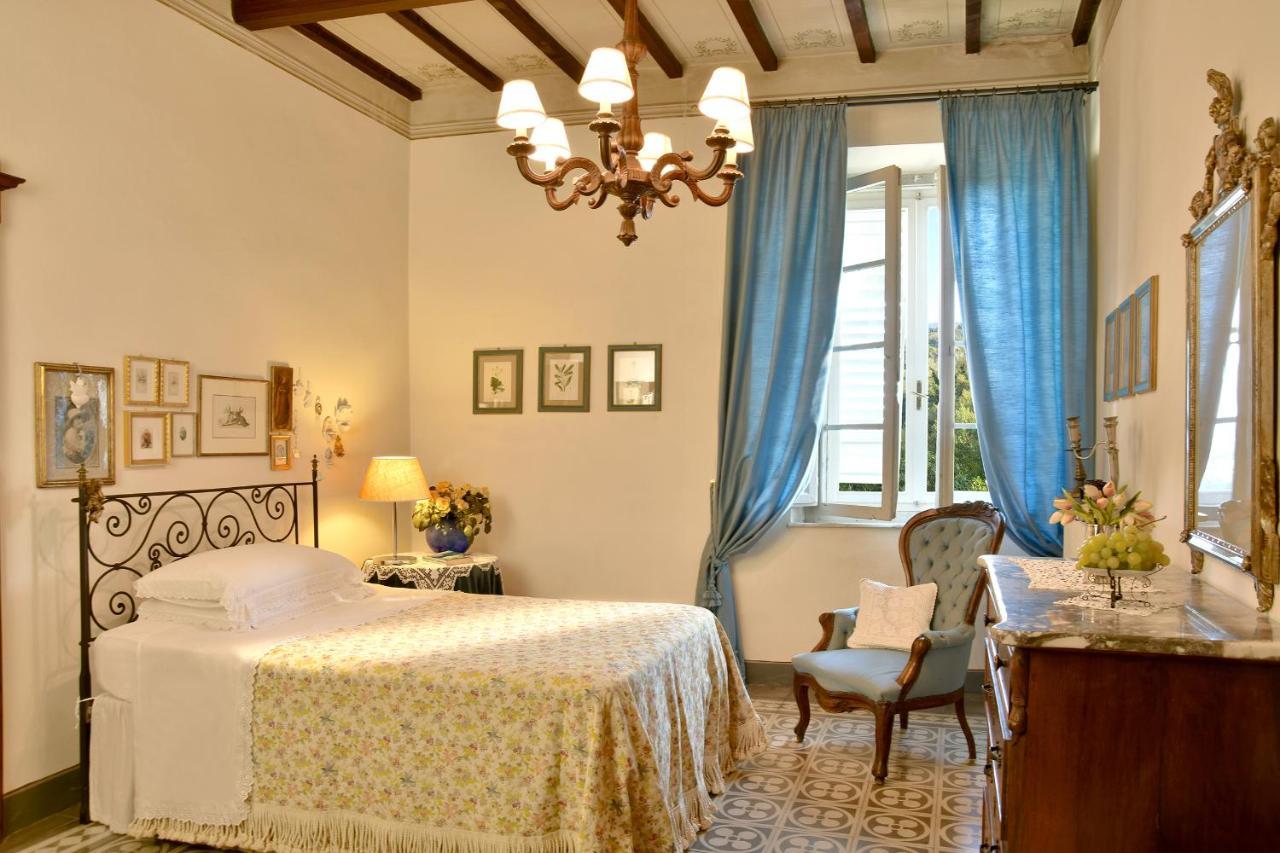 Villa Carlotta Con Piscina Lari Exterior photo